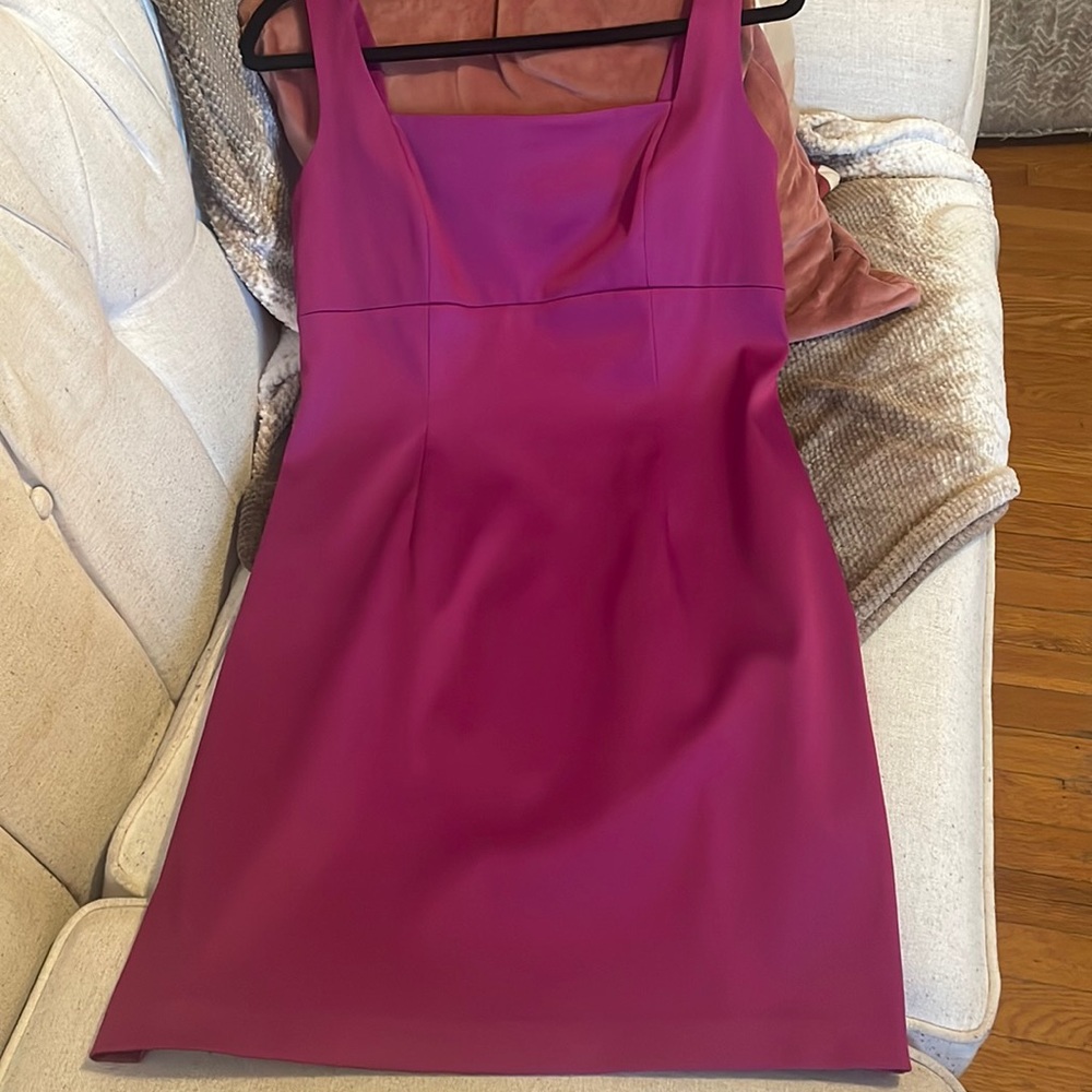 Beautiful satin dress. Body hugging like new dress
